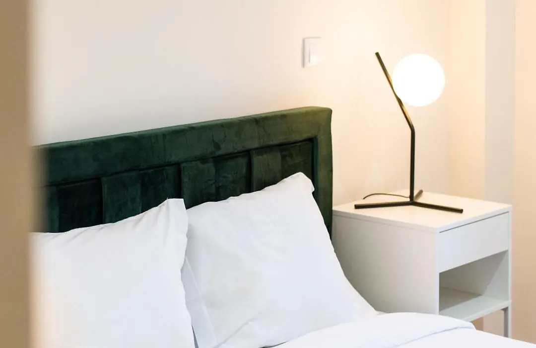 Pardal Rc A - Luxury 2 Bed Apartment In Alcantara-1